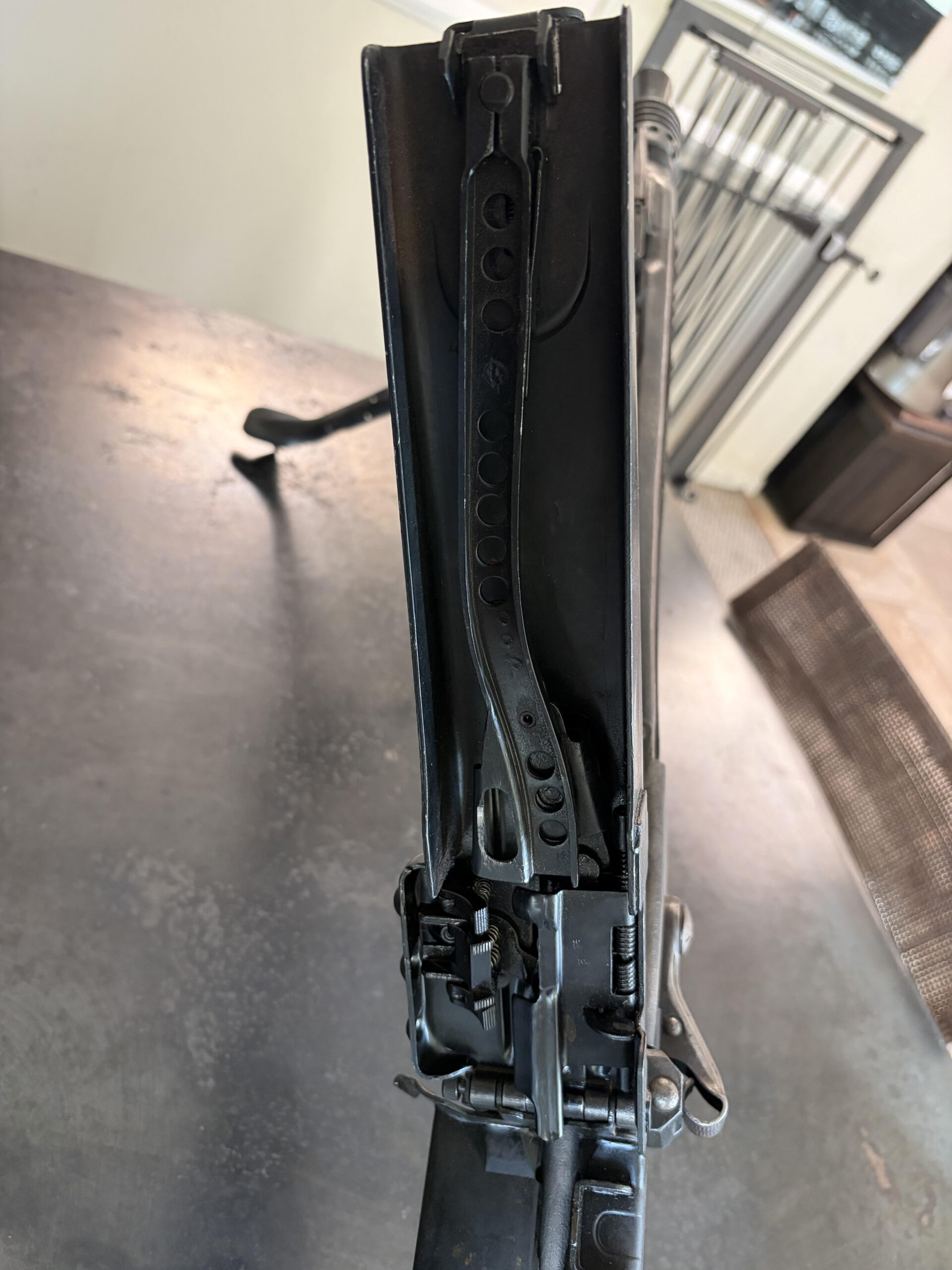 MG42 - Image 11